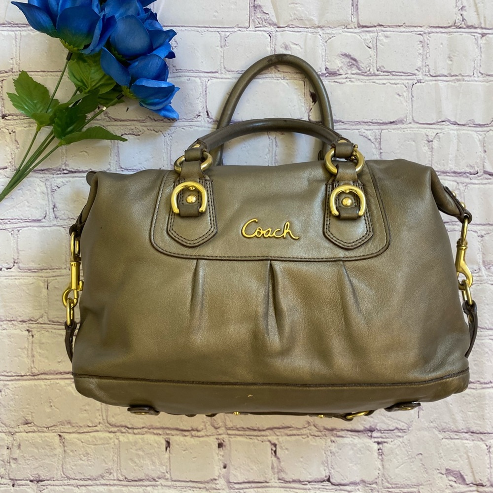 Coach handbag